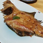 Iwamotoya - 夕食(カレイの煮付け)