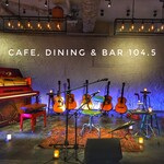 Cafe,Dining&Bar 104.5 - 貸切イベント等も行っております。機材〜ピアノ、ドラム貸し出せます。