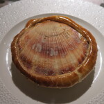 eclat - 天然帆立貝のアラコック　ハーブの香り 　レギュームアロマート　ベルモットソース