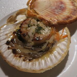 eclat - 天然帆立貝のアラコック　ハーブの香り 　レギュームアロマート　ベルモットソース