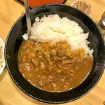 中も津屋 - すじもつカレー ご飯大盛り 上から