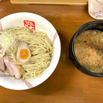 らーめん弥七 - チャーシューつけ麺 麺大盛り