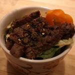 Okunokado - 黒毛和牛の味噌漬けミニステーキ丼ミニ