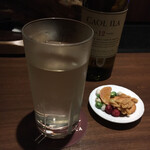 バー ゴヤ - カリラの水割り。好きだわぁ