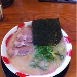 熟成豚骨ラーメン 豚骨麺屋一番軒 総本家 - 味玉ラーメン