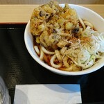 Irorian Kiraku - 霜降り平茸のかき揚げ うどん  ¥520