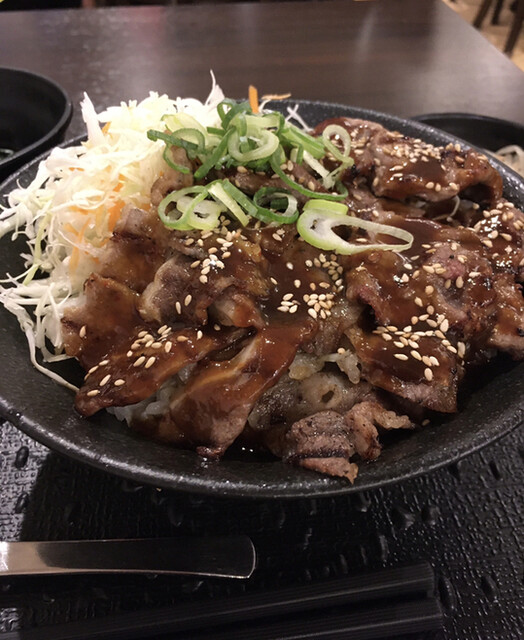河原町肉劇場 三条 丼もの その他 食べログ 河原町肉劇場 三条 丼もの その他 食べログ
