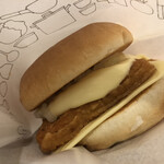 モスバーガー - フィッシュバーガー
マヨ増量