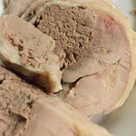 Abats - 塩が強めなのもAbatsの特徴　長期熟成も可能です