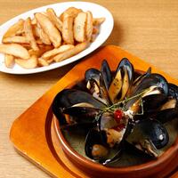 ムール貝の白ワイン蒸し