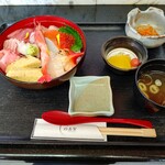 白嘉賀 - 【2020.10.18(日)】海鮮丼ランチ(並盛)1,100円