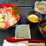 Shirakaga - 【2020.10.18(日)】海鮮丼ランチ(並盛)1,100円