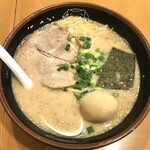 博多ラーメン 一匠 - 博多ラーメン+味玉