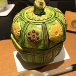 日本料理 晴山 - デザート：容器も凝ってる