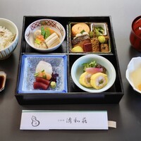 松花堂弁当　亀（平日限定）