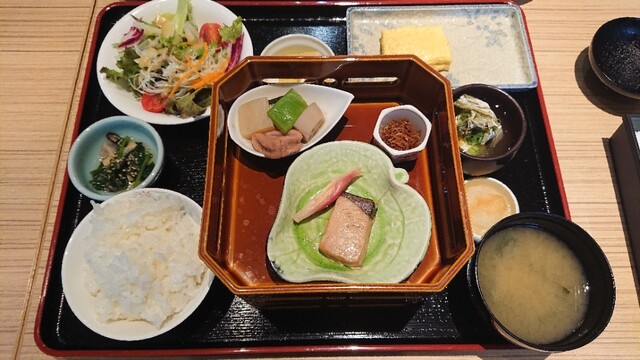 カスケイド ダイニング 北鉄金沢 西洋各国料理 その他 ネット予約可 食べログ カスケイド ダイニング 北鉄金沢 西洋各国料理 その他 ネット予約可 食べログ