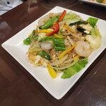 ポム タイ料理 - パット　ウンセン