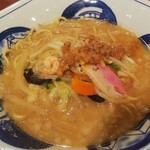 リンガーハット - とくちゃんぽん背脂とんこつ醤油(税抜)690円　※拡大　(2020.10.17)