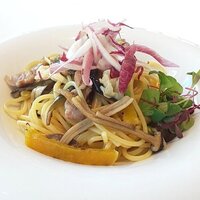 リストランテ　ウミリア - 自家製豚肩ロースの塩漬けと9種の野菜の菜園風スパゲッティ（2020.9）