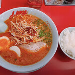 山岡家山形西田店 - ウルトラ激辛ラーメンと半ライス