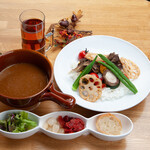 グランCafe - 料理写真:【西洋亭】秋の焼畑カレー1200円