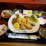 扇寿し - カキフライ定食　900円