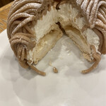 パティスリー・パリセヴェイユ - ぱかり。
      マロンペースト、生クリーム、メレンゲ。