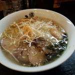 ひるがお 駒沢本店 - 塩ラーメンとしてはほぼ完成しているという印象です