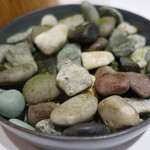 ルカンケ - 小石