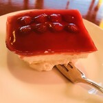 CAFFE VITA - 木いちごのケーキ  385円