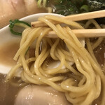 ガチブタ - 豚骨ラーメン　麺