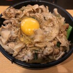 札幌軒 - 肉丼+生卵（790円）