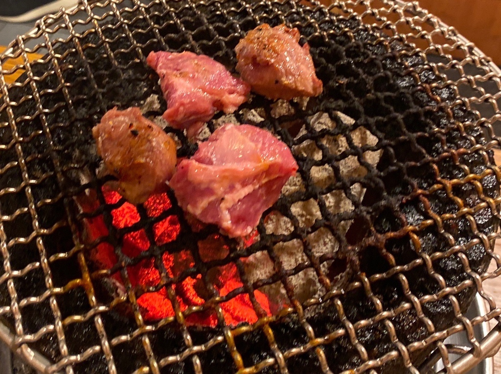 Creasyさんが投稿したホルモン鶴松（東京/新橋）の口コミ詳細 [食べログ] ホルモン鶴松