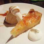 スパイスカフェ - 金柑のタルトとキャラメルムース