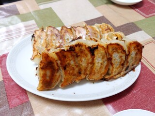 神戸元町で絶品餃子に舌鼓 行列の絶えない人気店など11選 食べログまとめ 神戸元町で絶品餃子に舌鼓 行列の絶えない人気店など11選 食べログまとめ