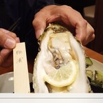 豊丸水産 - 松浦の牡蠣