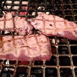 一休亭 - ●焼肉 焼ﾚﾊﾞｰ680円 (税別)