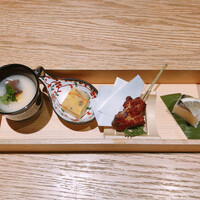 ダイナミックキッチン＆バー 響 中之島フェスティバルプラザ店 - 前菜4種盛り合わせ