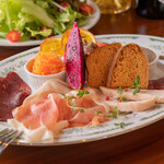 Wine Sakaba Yoshokudo Taro/Kakuuchi Sakaba Jiro