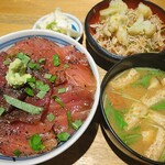 Maguro Ya - 特製まぐろ丼(ランチ)(1410円)