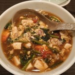 Hontanron - 酸っぱ辛いスープのハーフ