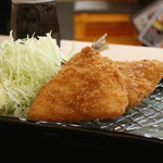 濱焼北海道 魚萬 - アジフライ