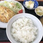 下出羽 内山屋 - オムレツ定食 (700円)