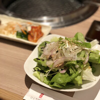 近江うし 焼肉 にくTATSU 青山本店 - 