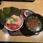 まるさ水産 - ネギトロ鉄火丼