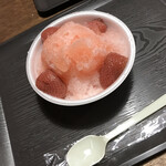 かき氷専門店 三太郎 - かき氷[キングベリー苺] 500円