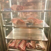 37 Steakhouse & Bar - 