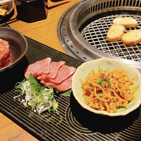 蕃 YORONIKU - 