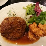 アイリッシュパブ・スタシェーン - ハンバーグ＆から揚げランチ