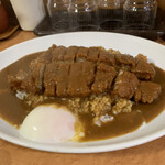 スパイスバー - ■ラージトンカツカレー半熟たまご¥780